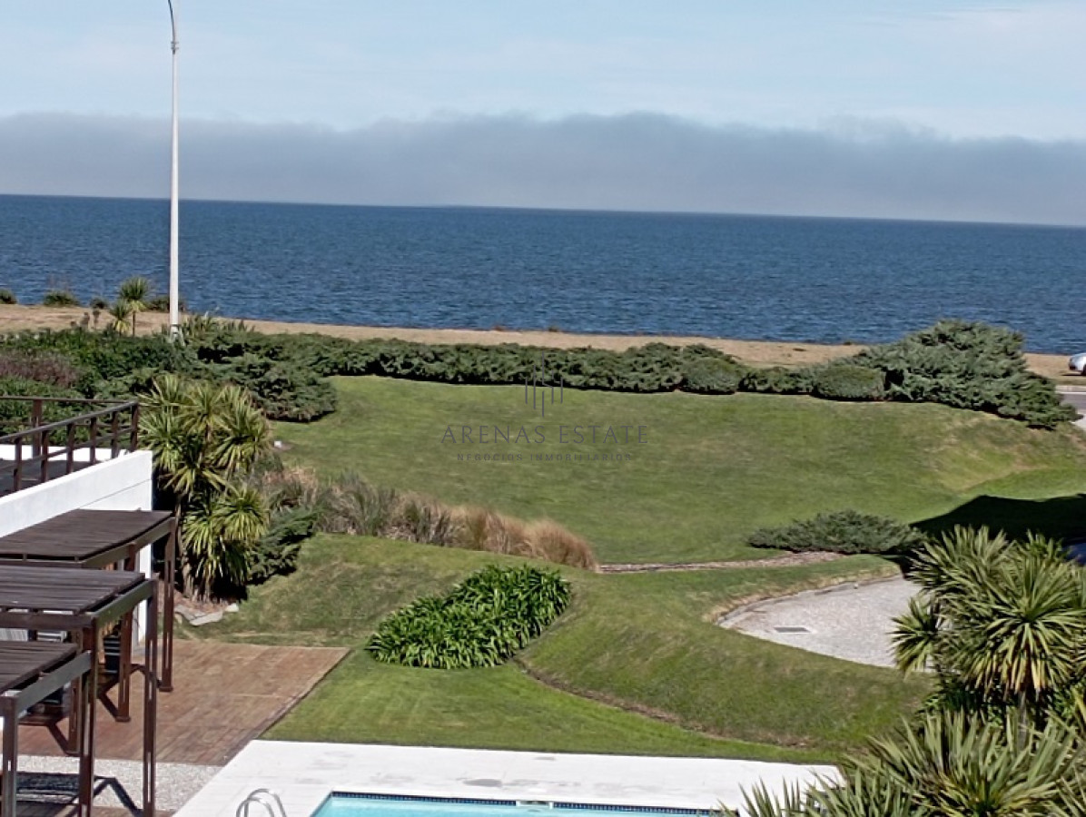 Apartamento ID.1992 - Apartamento en venta  primera linea de la Mansa , Punta del Este