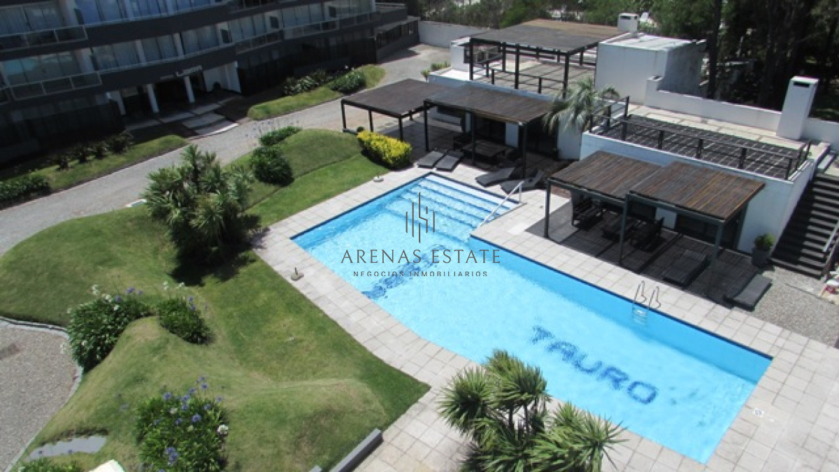 Apartamento ID.3271 - Amplio apartamento 2 dormitorios, 2 baños, vista a la mansa