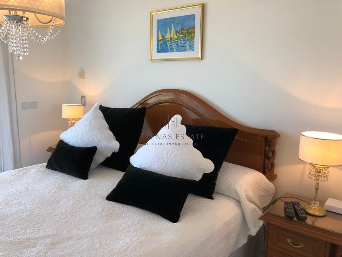 Apartamento ID.3356 - Apartamento en venta de 3 dormitorios en Punta del Este 