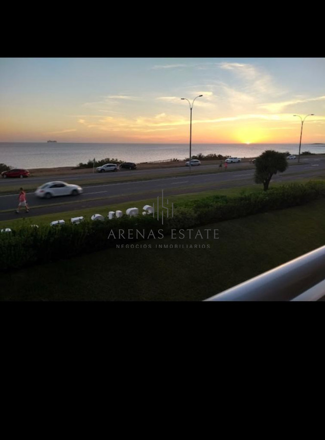 Apartamento ID.3356 - Apartamento en venta de 3 dormitorios en Punta del Este 