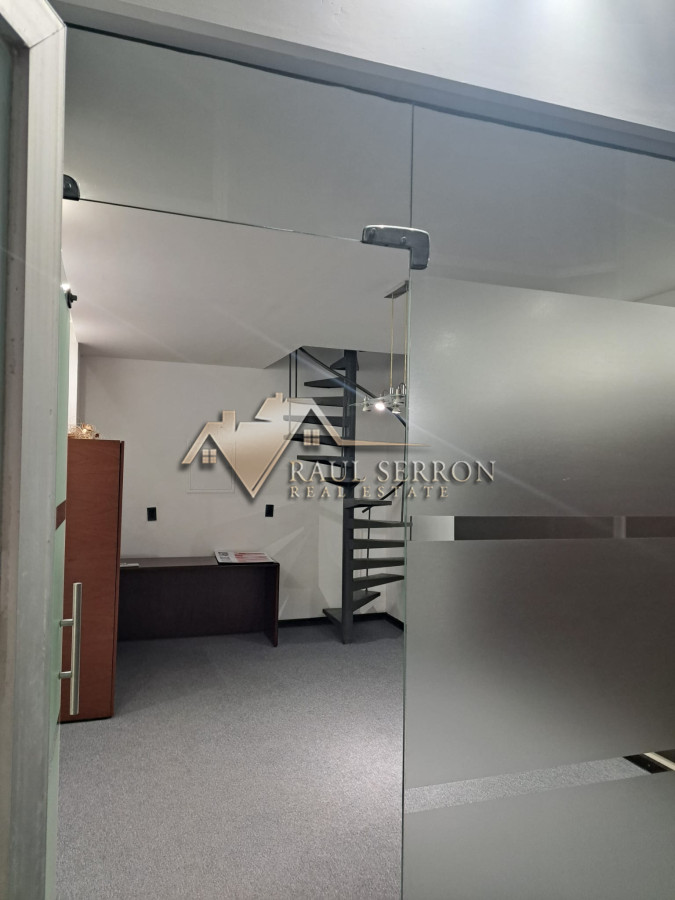 Local Comercial ID.2799 - ALQUILER DE LOCAL EN GORLERO PUNTA DEL ESTE