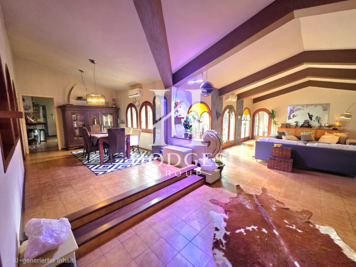 Casa ID.581 - Propiedad única de excelente construcción en Burnett, gran terreno 