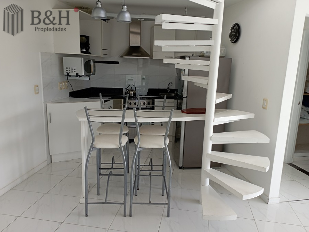 Apartamento ID.2316 - Amplio apartamento 2 dormitorios, 2 baños, vista a la mansa