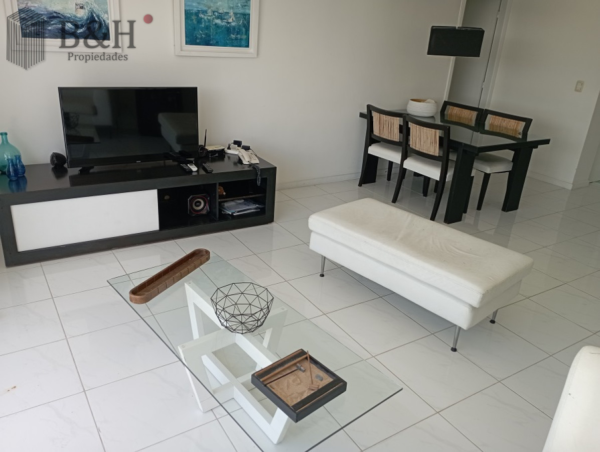 Apartamento ID.2316 - Amplio apartamento 2 dormitorios, 2 baños, vista a la mansa