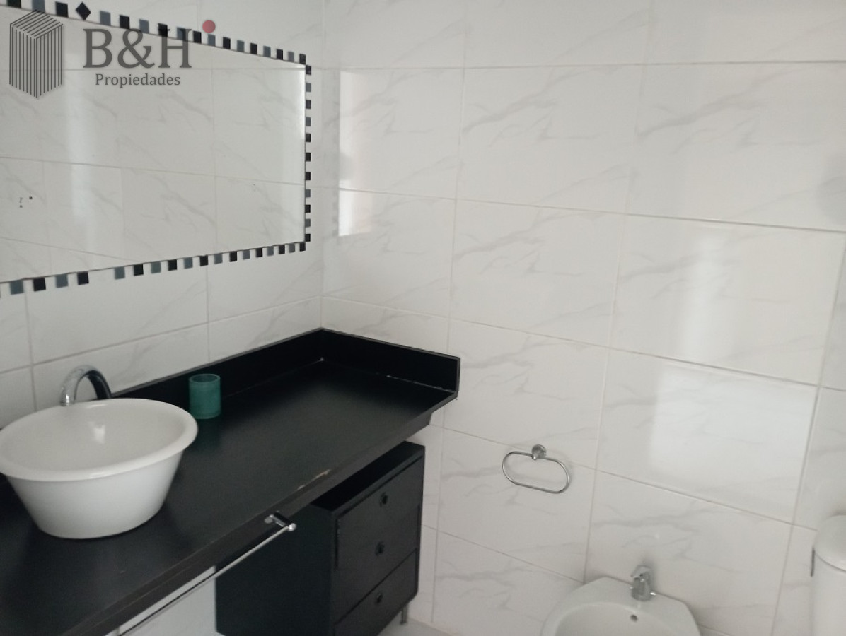 Apartamento ID.2316 - Amplio apartamento 2 dormitorios, 2 baños, vista a la mansa