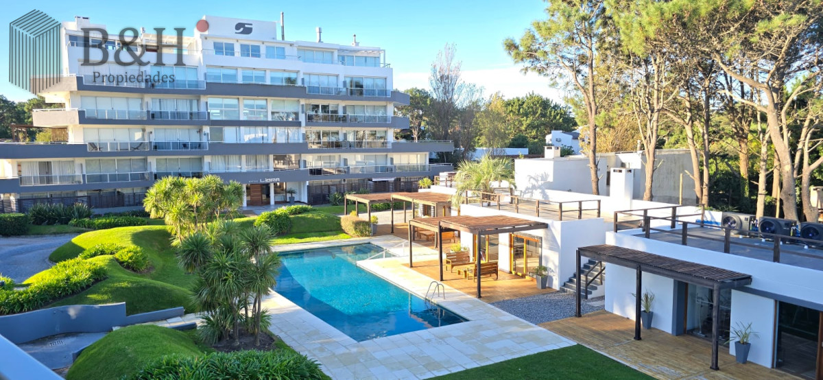 Apartamento ID.7454 - Si te gusta despertar en un departamento frente al mar con vistas al puerto e Isla Gorriti ésta es tu próxima inversión