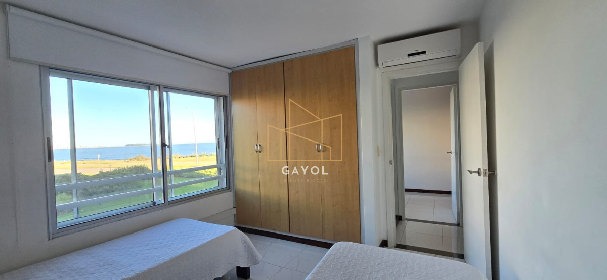 Apartamento ID.1229 - Si te gusta despertar en un departamento frente al mar con vistas al puerto e Isla Gorriti ésta es tu próxima inversión