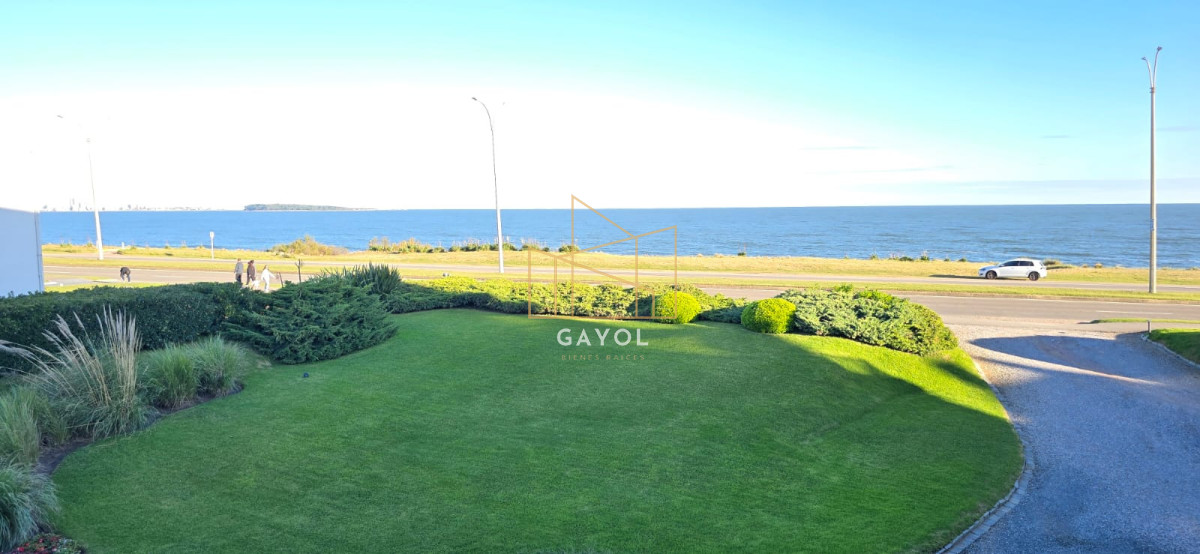 Apartamento ID.1229 - Si te gusta despertar en un departamento frente al mar con vistas al puerto e Isla Gorriti ésta es tu próxima inversión