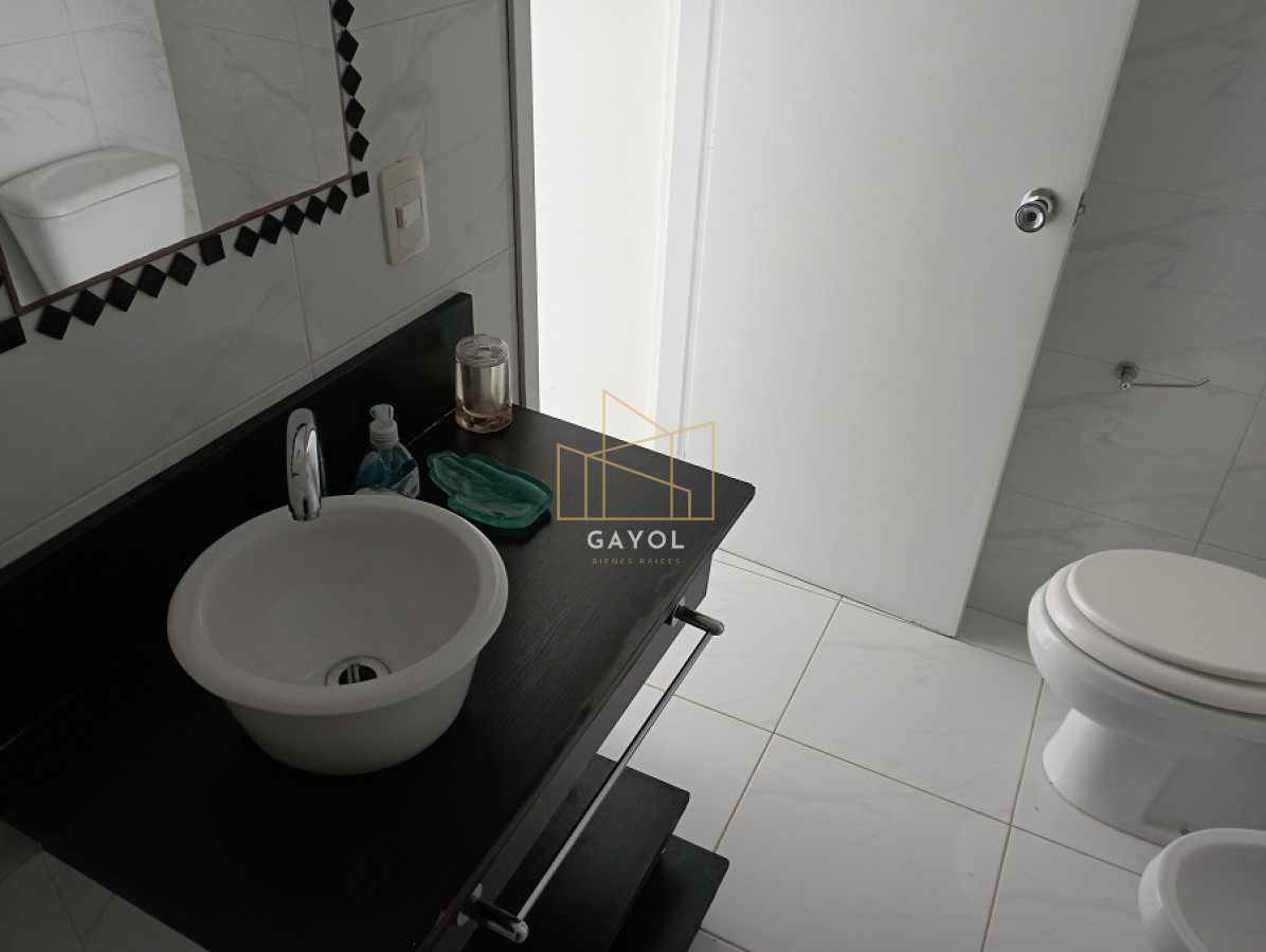 Apartamento ID.972 - Amplio apartamento 2 dormitorios, 2 baños, vista a la mansa