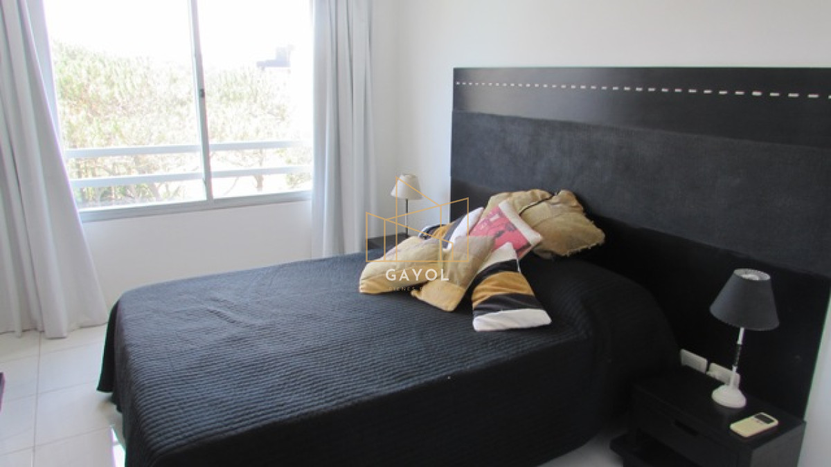 Apartamento ID.972 - Amplio apartamento 2 dormitorios, 2 baños, vista a la mansa