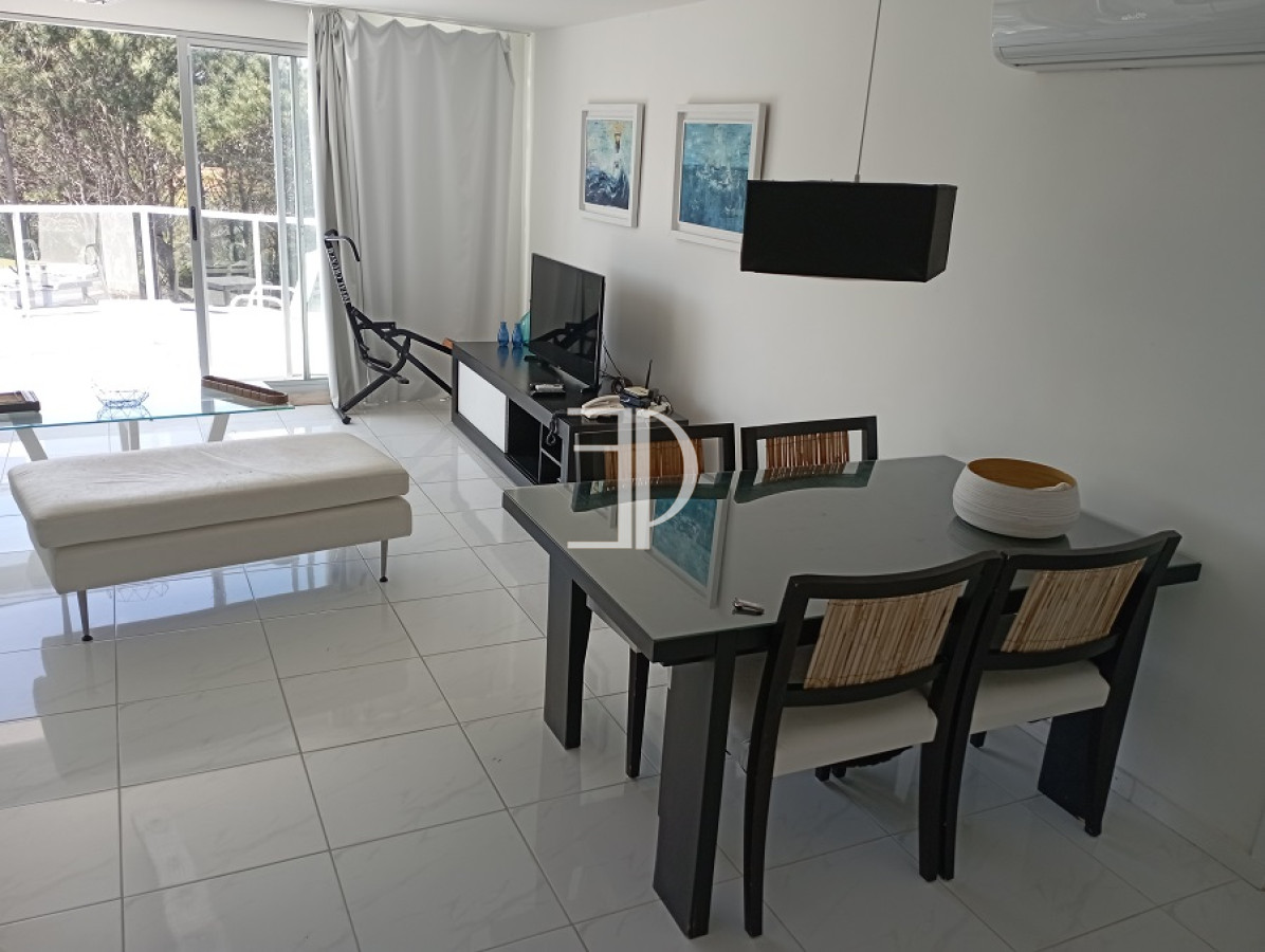 Apartamento ID.462 - Amplio apartamento 2 dormitorios, 2 baños, vista a la mansa