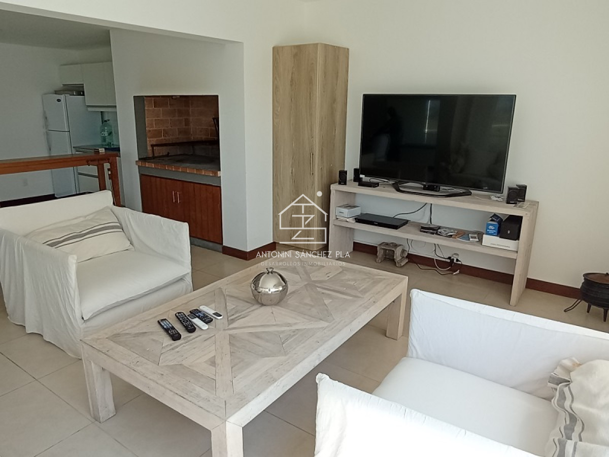 Apartamento ID.3360 - Venta Apartamento 3 Dormitorios Mansa Punta del Este