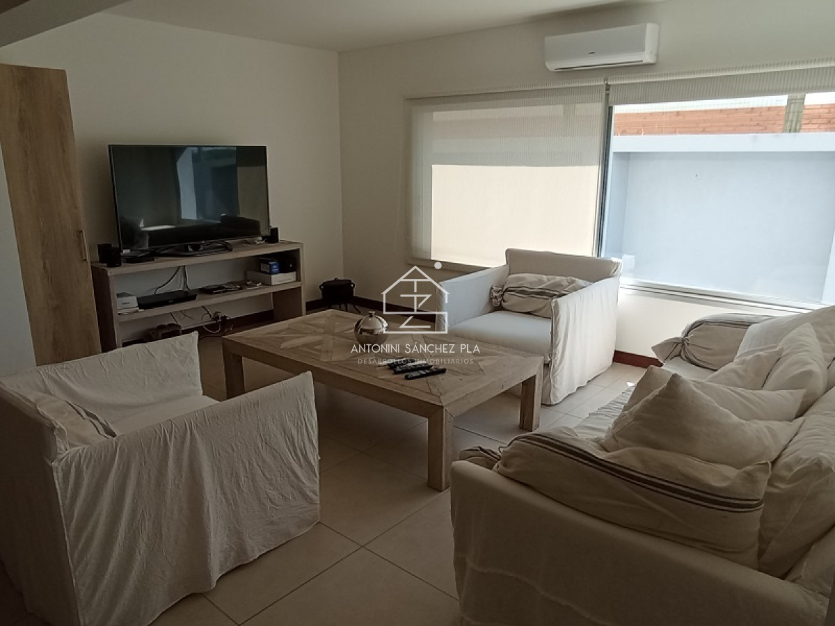 Apartamento ID.3360 - Venta Apartamento 3 Dormitorios Mansa Punta del Este