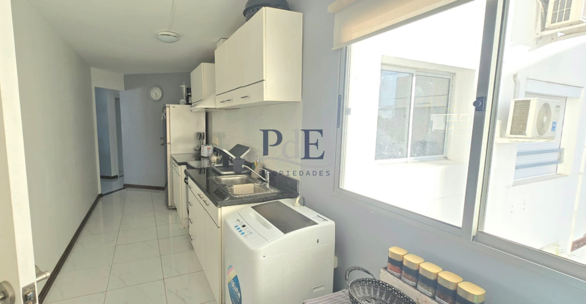 Apartamento frente al mar con vista al puerto e Isla Gorriti en venta!! - Imagen 14