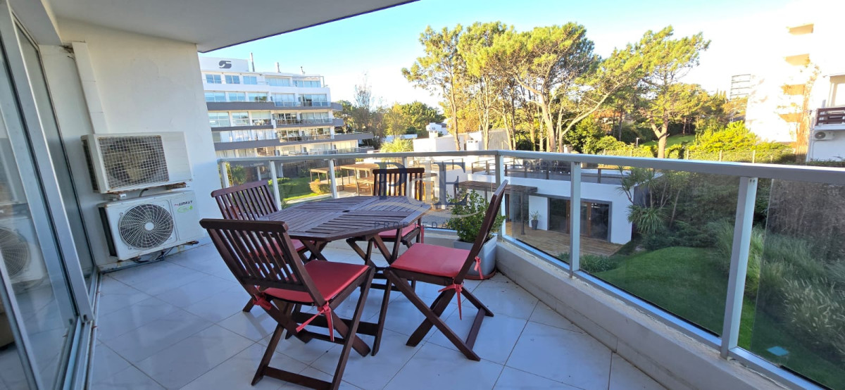 Apartamento frente al mar con vista al puerto e Isla Gorriti en venta!! - Imagen 3