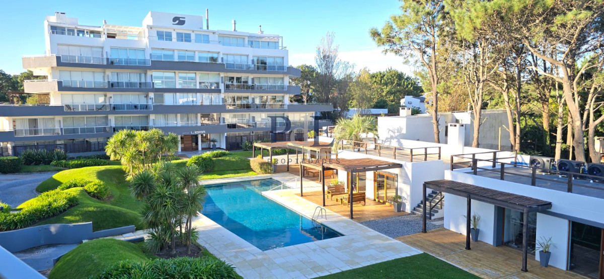 Apartamento frente al mar con vista al puerto e Isla Gorriti en venta!! - Imagen 24