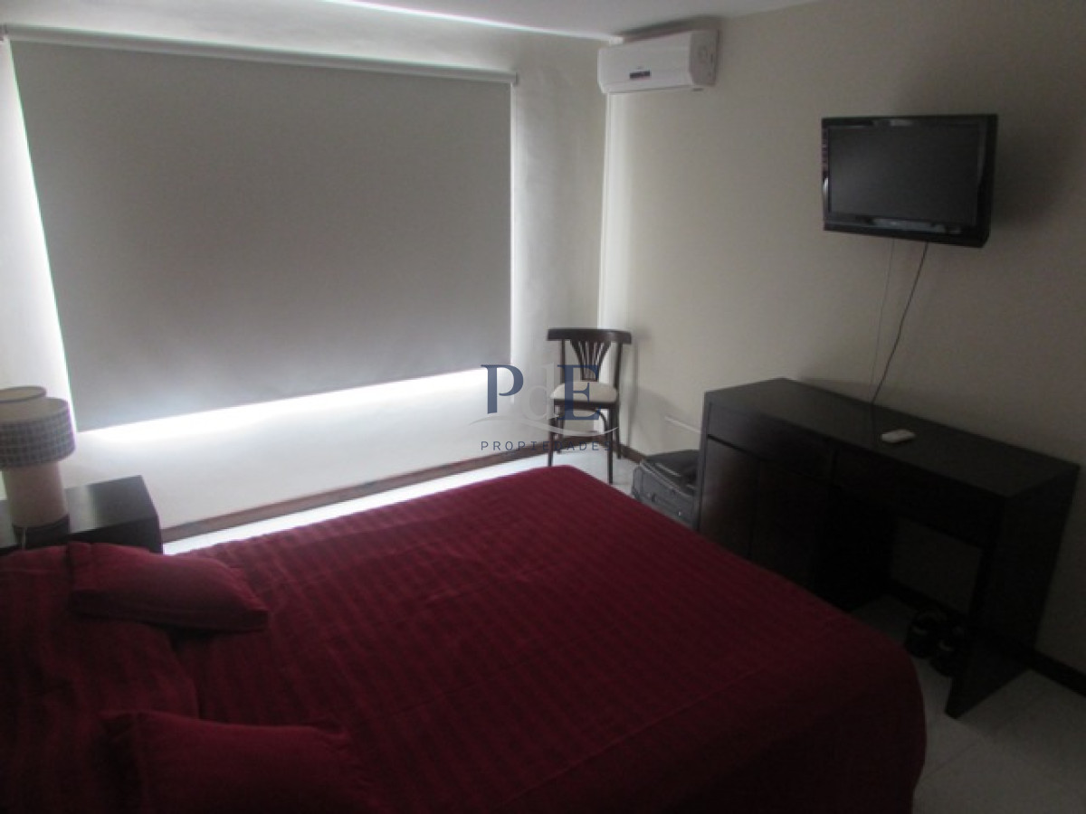 Apartamento frente al mar con vista al puerto e Isla Gorriti en venta!! - Imagen 13