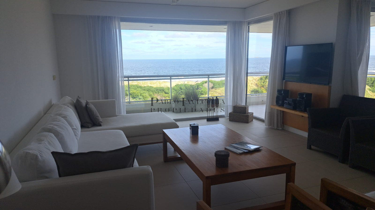 Apartamento ID.327 - Apartamento 4 dormitorios en suite frente a Playa Brava