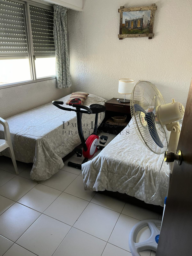 Apartamento ID.218 - Amplio apartamento 4 dormitorios. 3 baños y terraza
