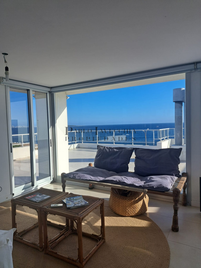 Apartamento ID.200 - Penthouse con extensa vista a los atardeceres de la mansa