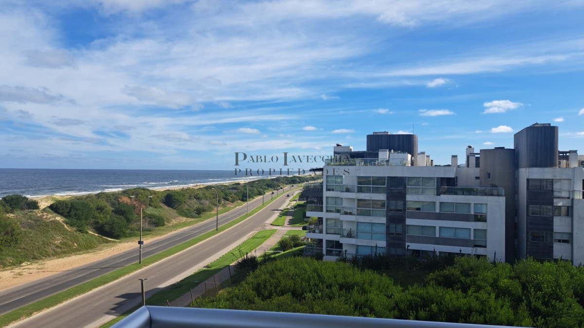 Apartamento ID.327 - Apartamento 4 dormitorios en suite frente a Playa Brava