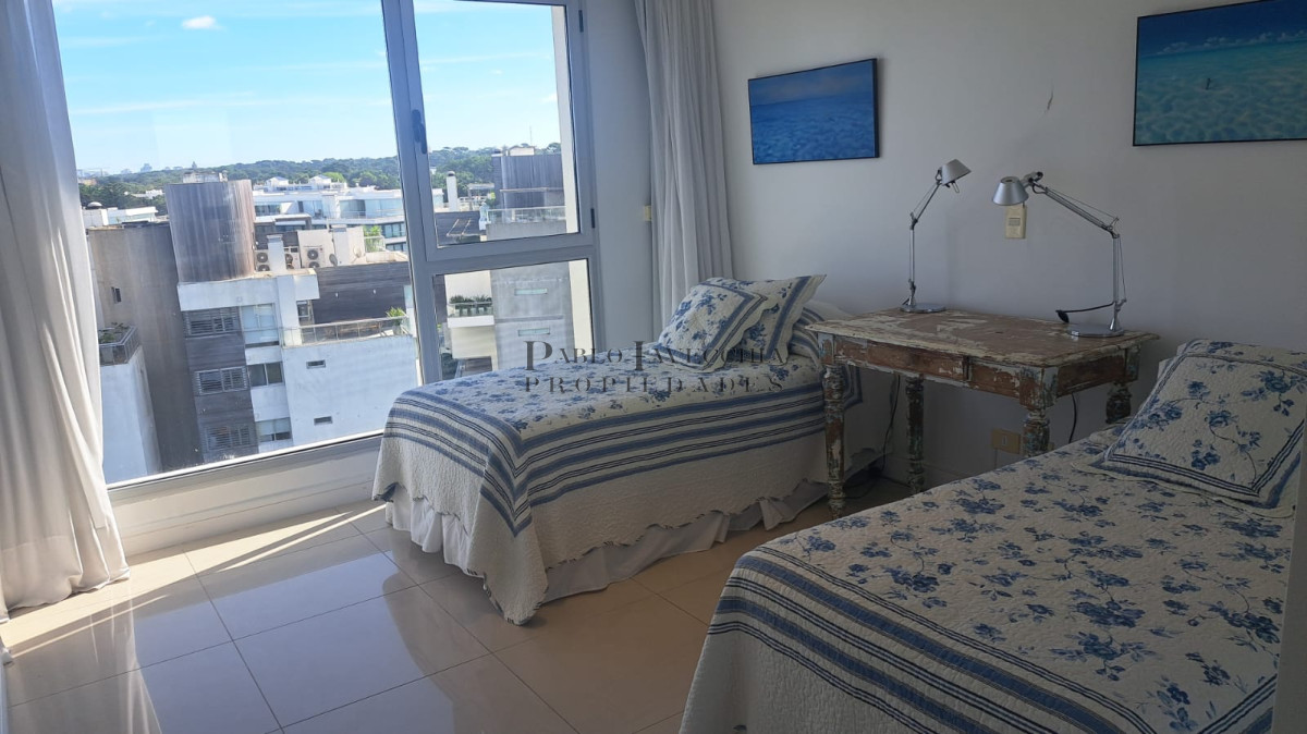 Apartamento ID.326 - Apartamento Penthouse frente a playa Brava