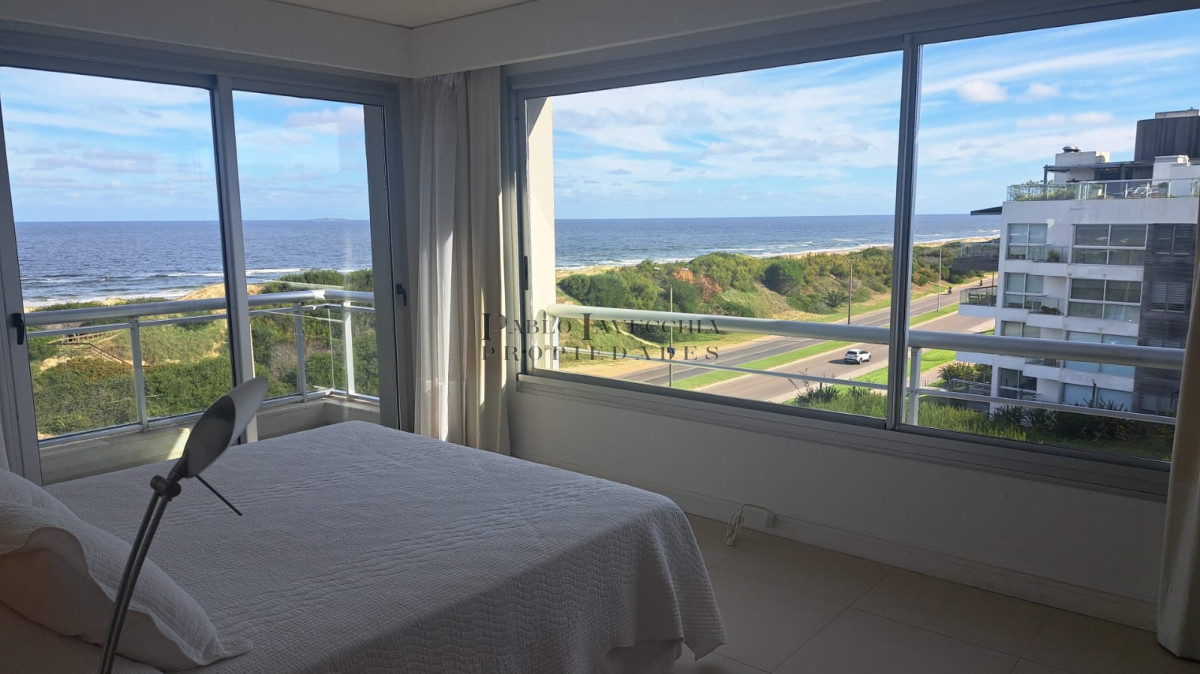 Apartamento ID.327 - Apartamento 4 dormitorios en suite frente a Playa Brava