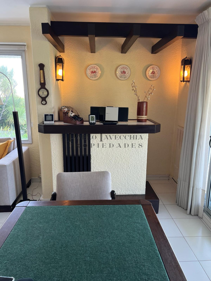 Apartamento ID.218 - Amplio apartamento 4 dormitorios. 3 baños y terraza