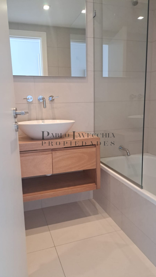 Apartamento ID.327 - Apartamento 4 dormitorios en suite frente a Playa Brava