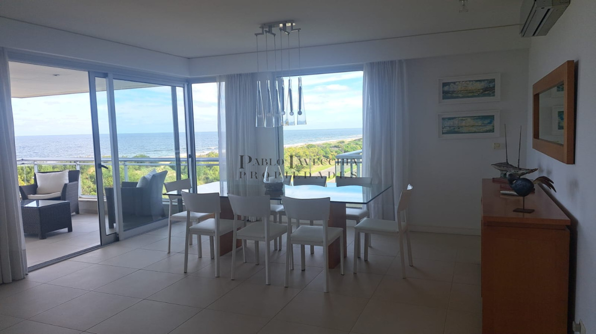 Apartamento ID.327 - Apartamento 4 dormitorios en suite frente a Playa Brava