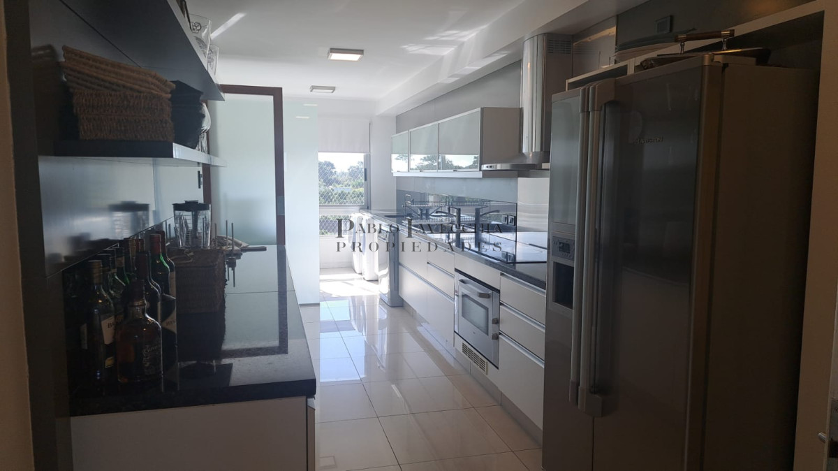Apartamento ID.326 - Apartamento Penthouse frente a playa Brava