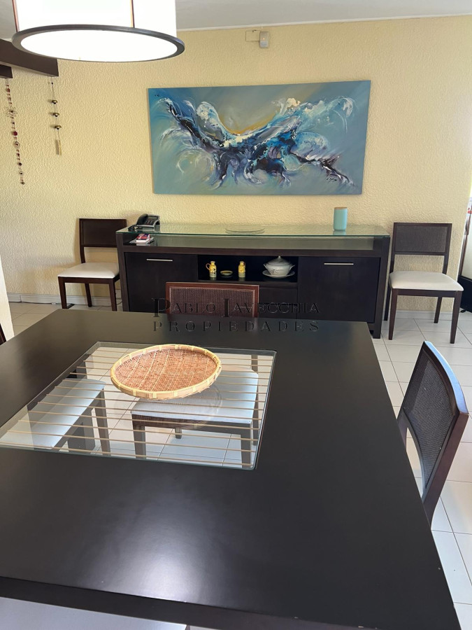 Apartamento ID.218 - Amplio apartamento 4 dormitorios. 3 baños y terraza