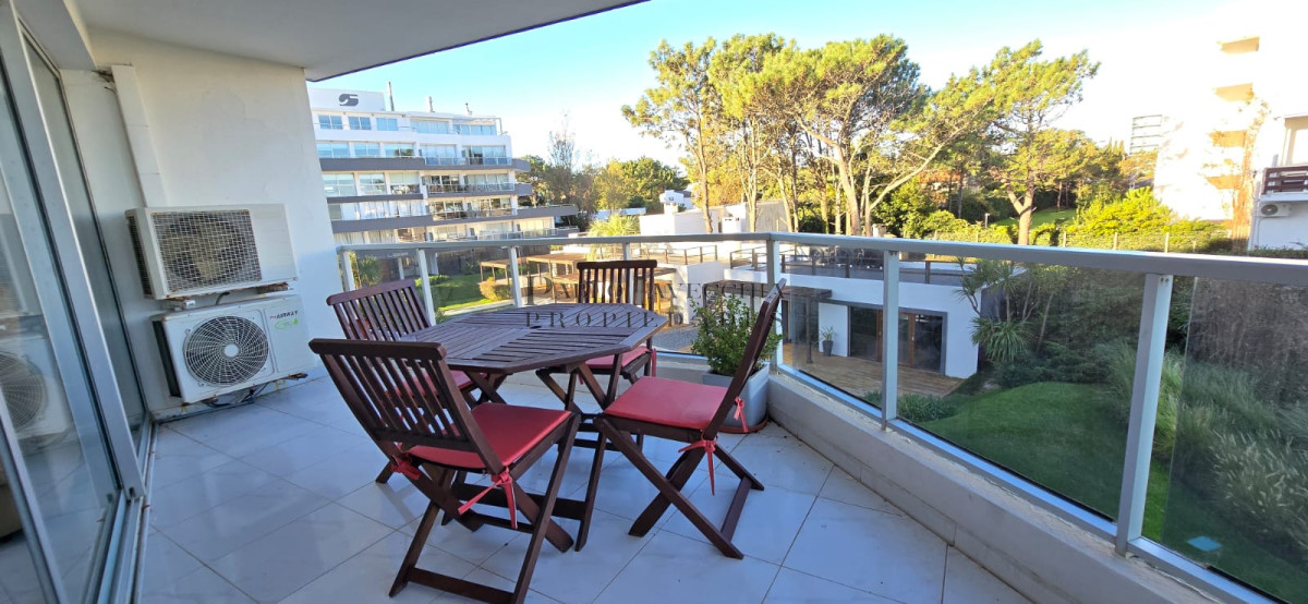 Apartamento ID.1 - Si te gusta despertar en un departamento frente al mar con vistas al puerto e Isla Gorriti ésta es tu próxima inversión