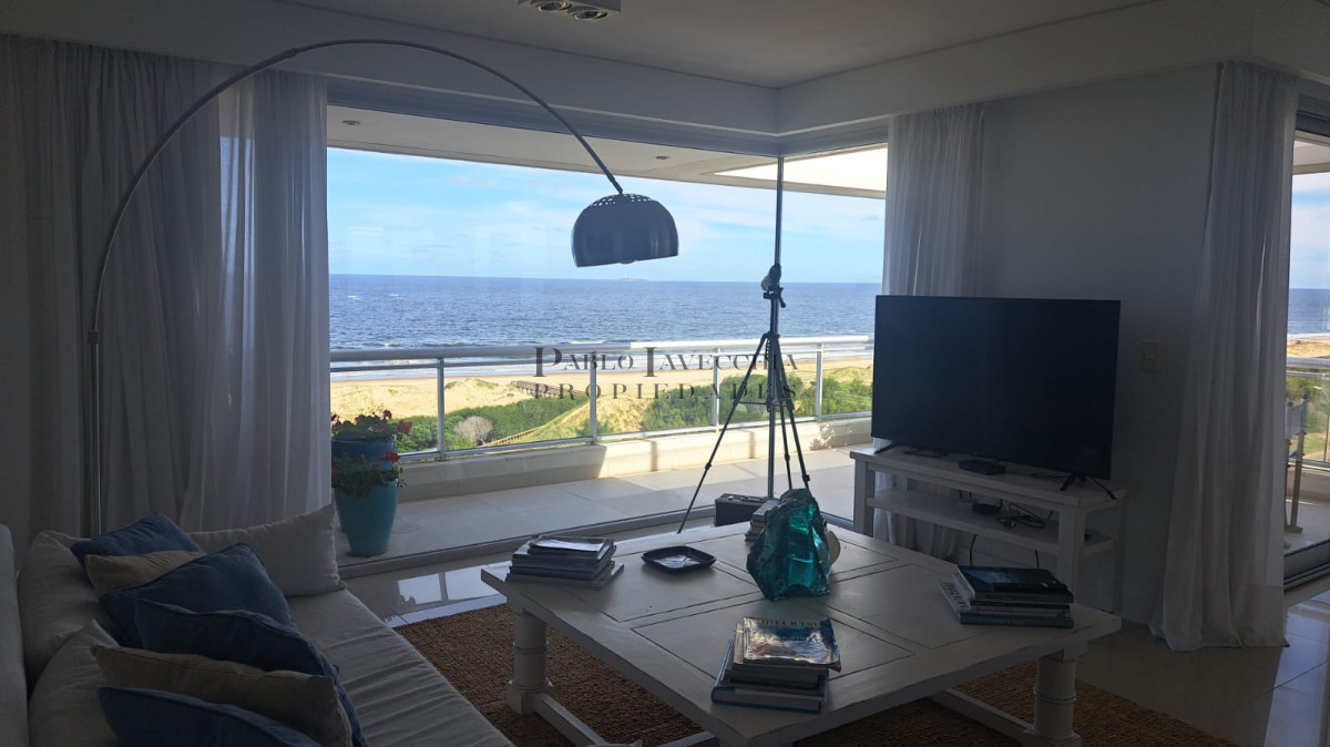 Apartamento ID.326 - Apartamento Penthouse frente a playa Brava