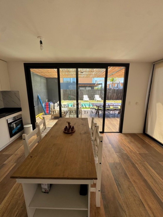 Apartamento ID.619 - Si sueñas con una propiedad en un barrio cerrado, con piscina propia, amplio parrillero techado con un living exterior esta es tu mejor inversión