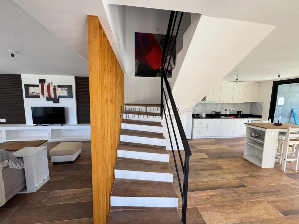 Apartamento ID.619 - Si sueñas con una propiedad en un barrio cerrado, con piscina propia, amplio parrillero techado con un living exterior esta es tu mejor inversión