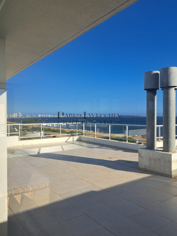 Apartamento ID.200 - Penthouse con extensa vista a los atardeceres de la mansa