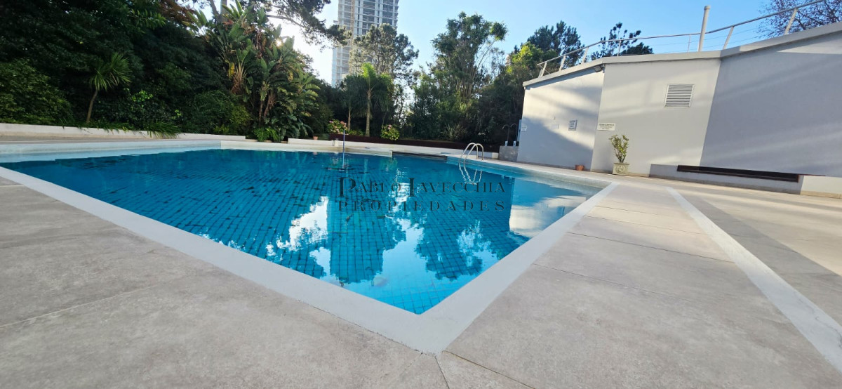 Apartamento ID.590 - Descubre este apartamento de amplias dimensiones y excelente calidad constructiva