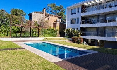 Apartamento de 2 dormitorios y 2 baños en Brava
