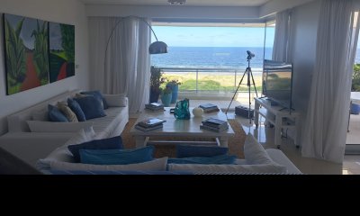 Apartamento Penthouse frente a playa Brava