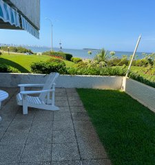 Amplio apartamento 4 dormitorios. 3 baños y terraza