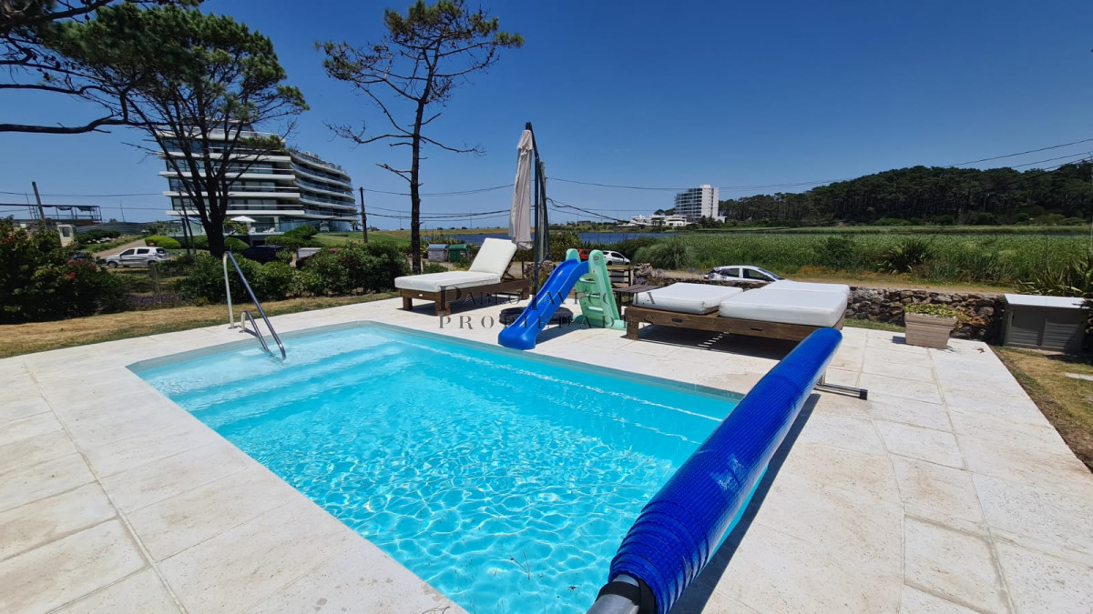 Casa ID.135 - Casa en Punta del Este, Pinares