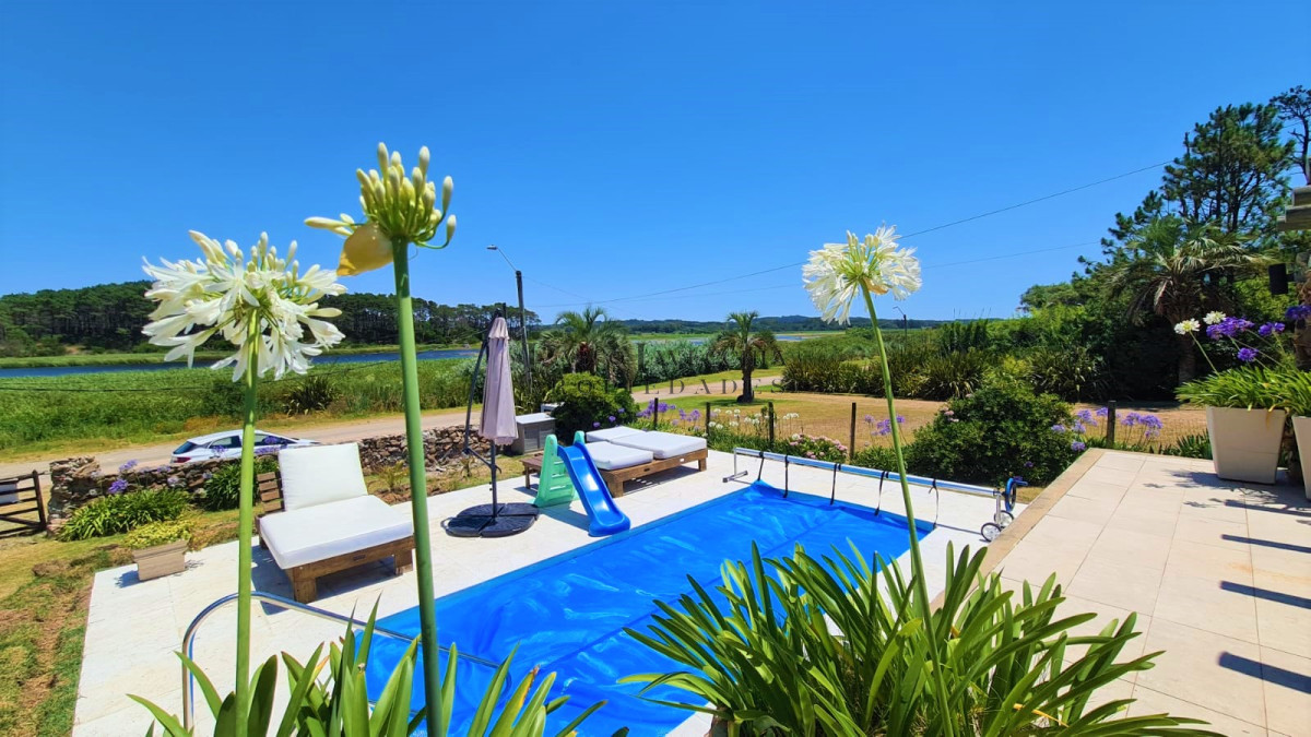 Casa ID.135 - Casa en Punta del Este, Pinares