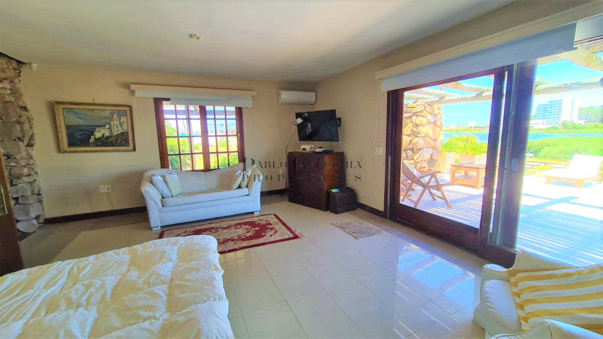 Casa ID.135 - Casa en Punta del Este, Pinares