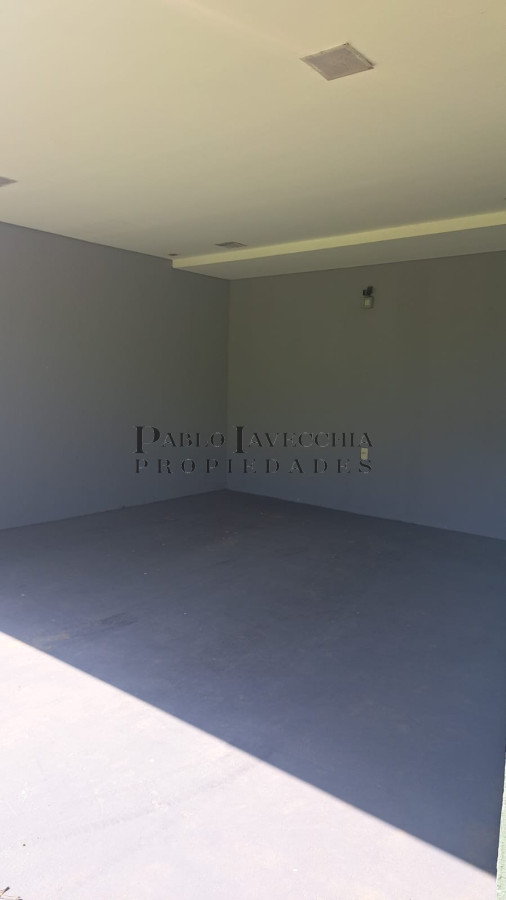 Casa ID.219 - Hermosa residencia con amplios ambientes en Barrio Privado