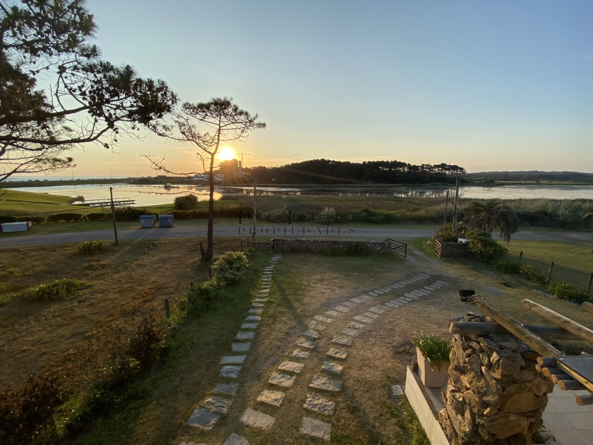 Casa ID.135 - Casa en Punta del Este, Pinares