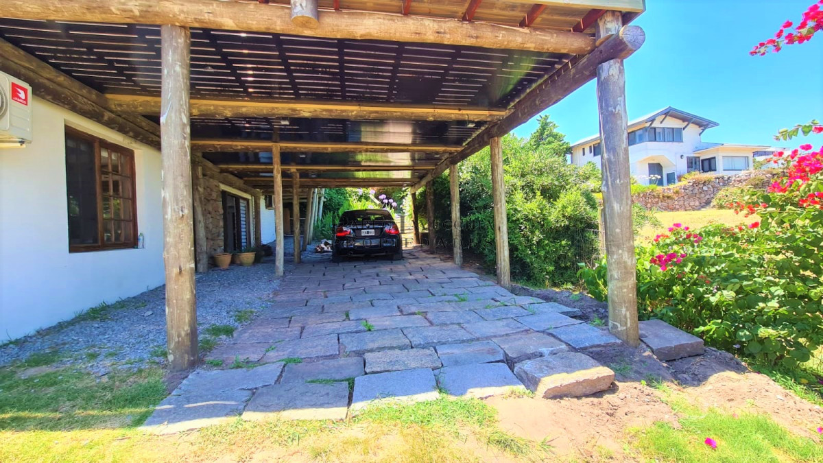 Casa ID.135 - Casa en Punta del Este, Pinares