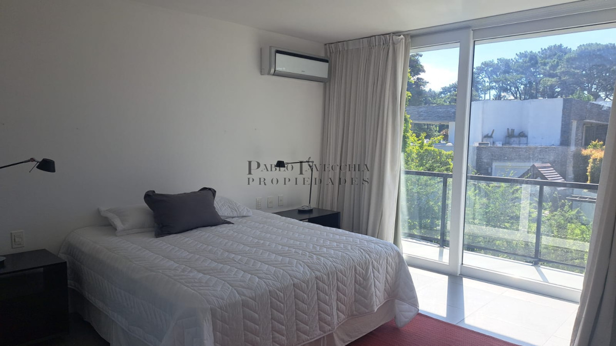Casa ID.219 - Hermosa residencia con amplios ambientes en Barrio Privado