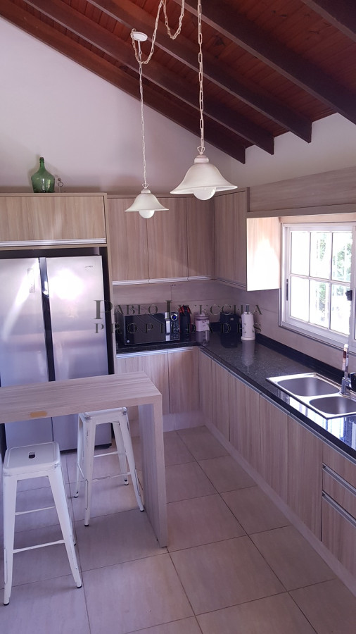 Casa ID.434 - Ambientes amplios, excelente construcción y un entorno de ensueño en Solanas