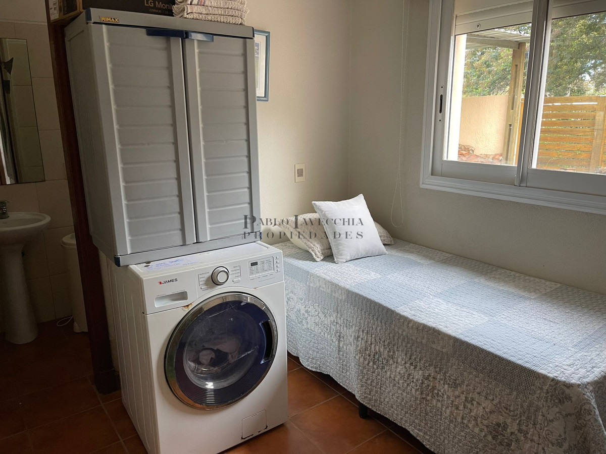 Casa ID.661 - Decidite a veranear en esta amplia propiedad que lo tiene todo; con piscina, hermoso parrillero techado, cerco perimetral y cocheras 